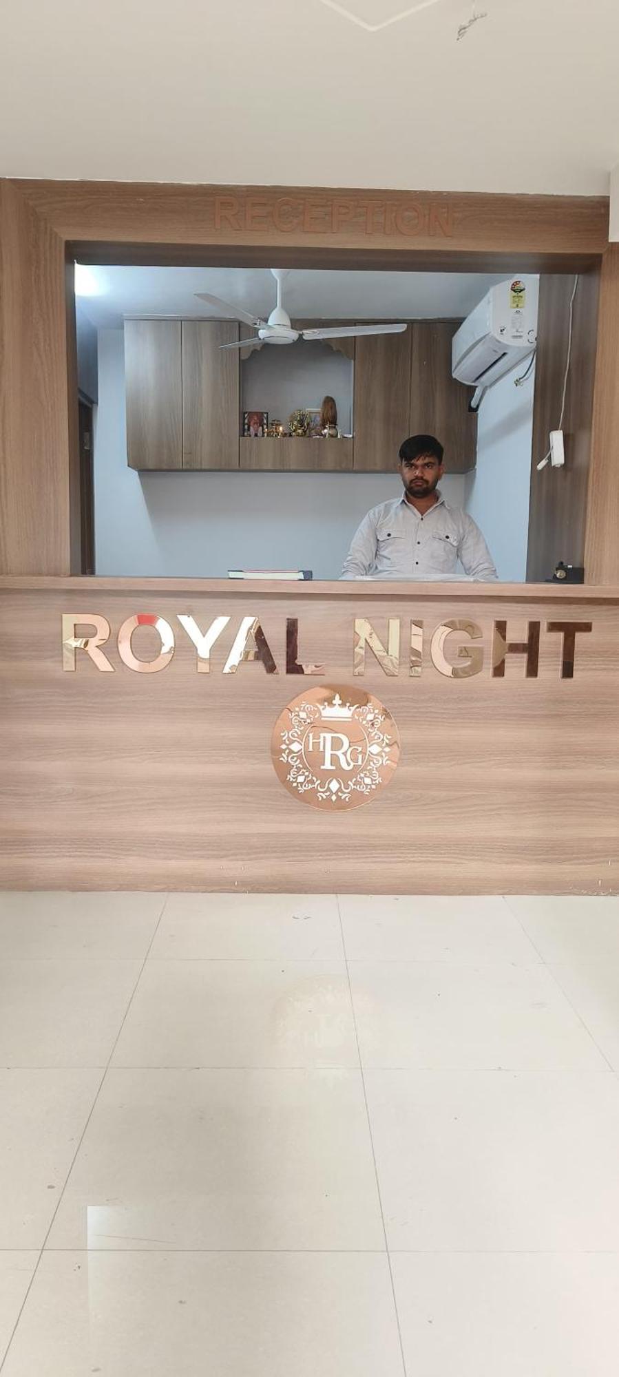 Hotel Royal Night 다만 외부 사진