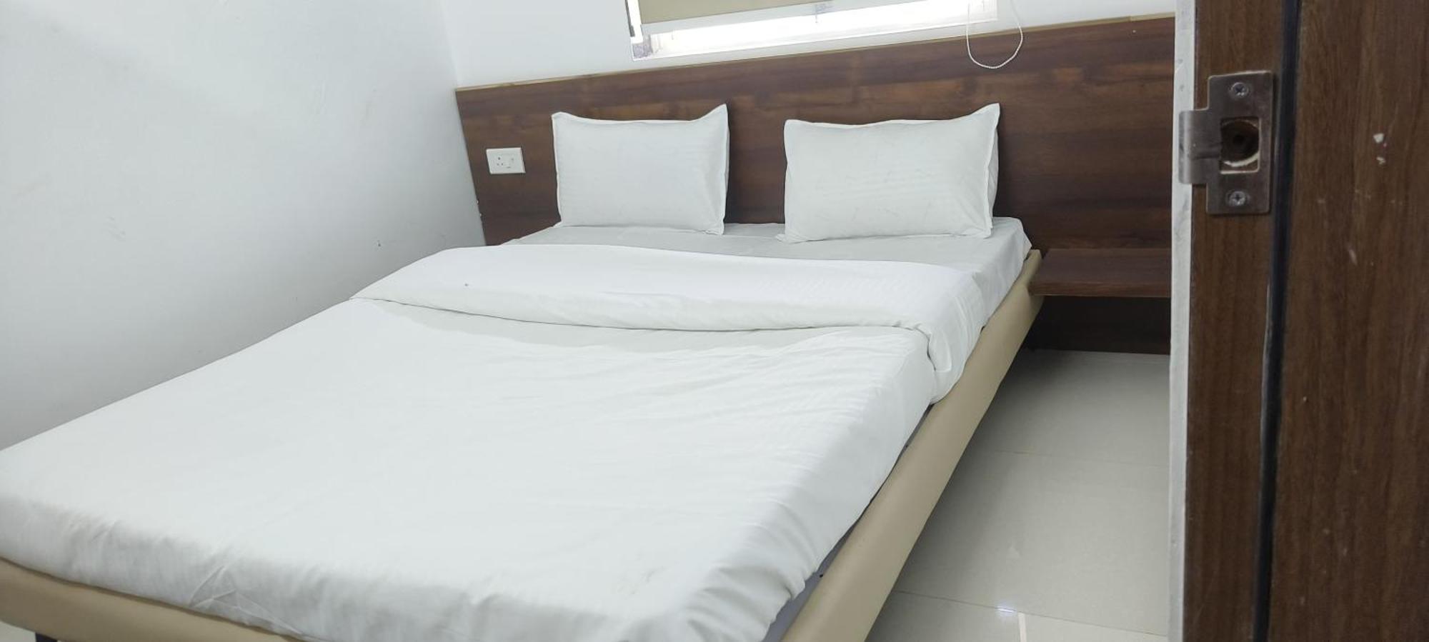 Hotel Royal Night 다만 외부 사진