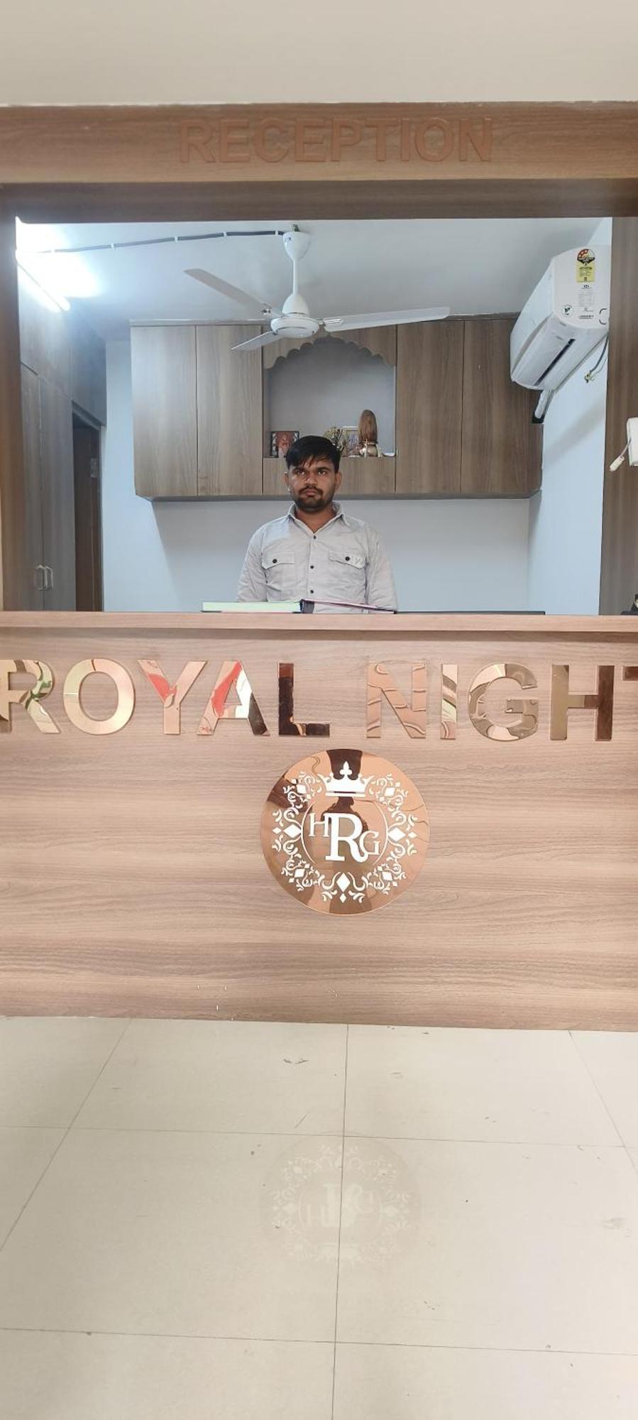 Hotel Royal Night 다만 외부 사진